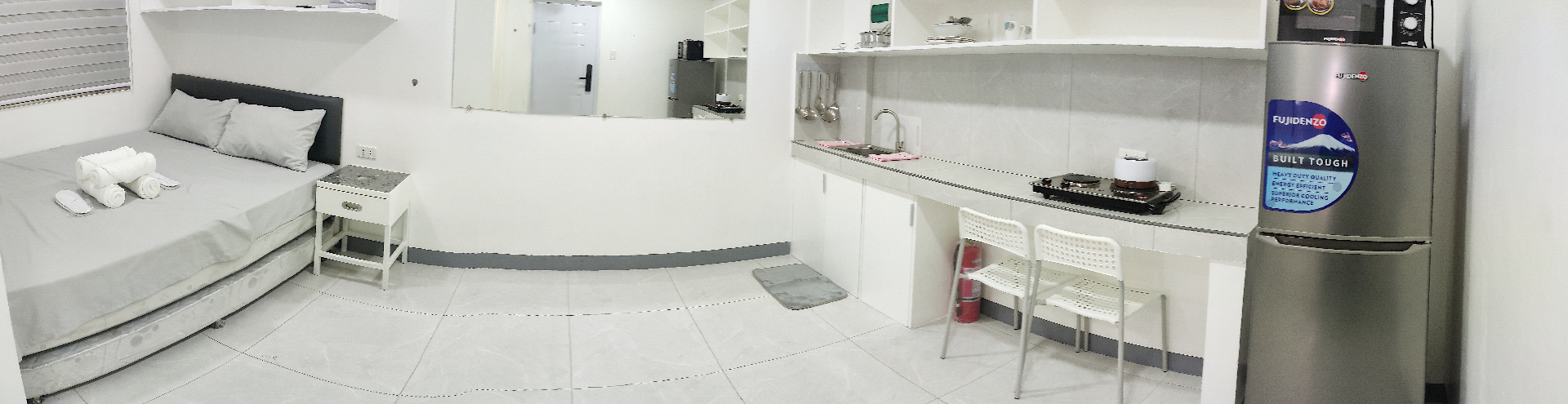 Doctor A CondoStudios interior photo 29